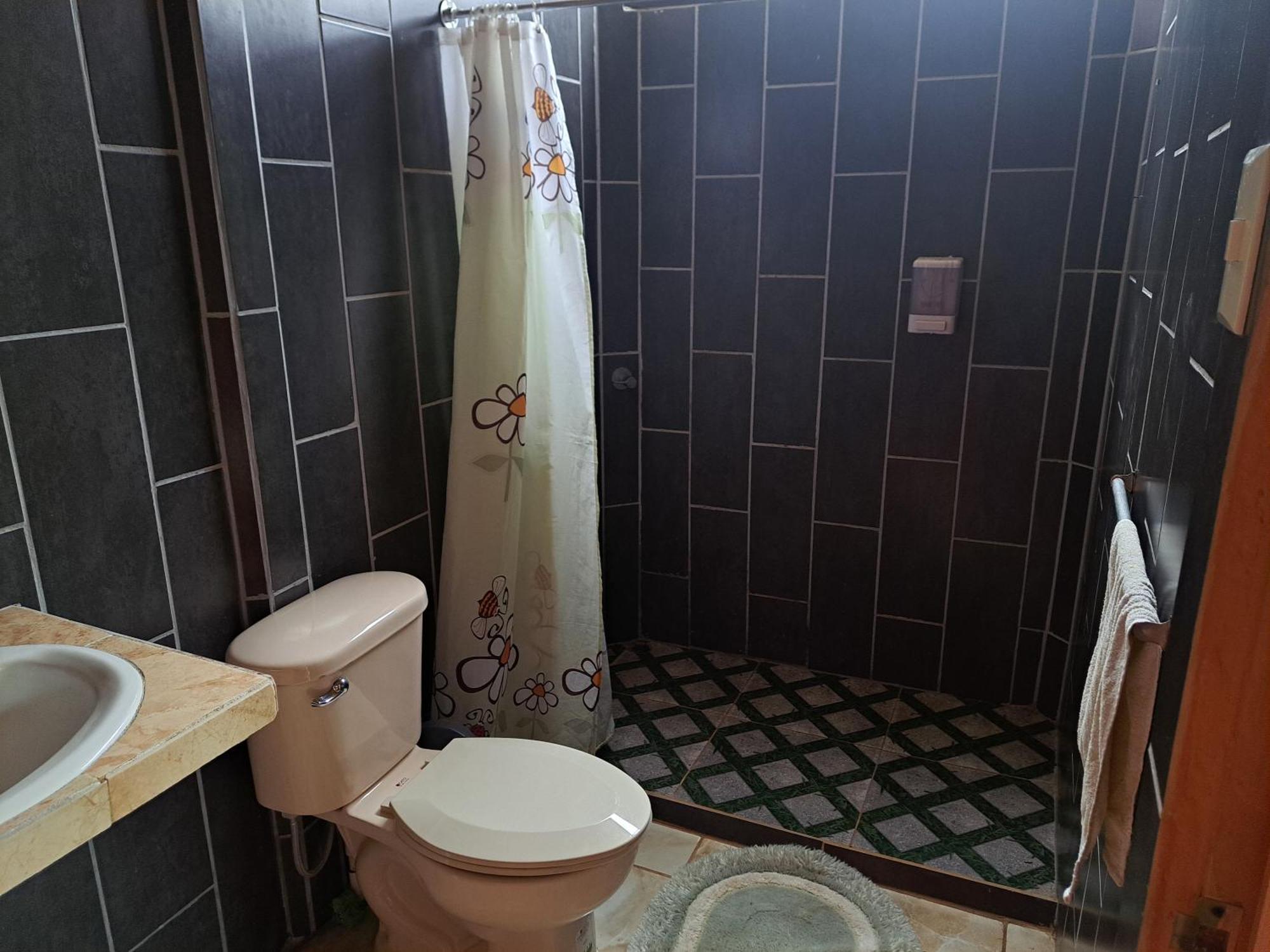 Hospedaje Luis Y Ana Pejibaye Kamer foto